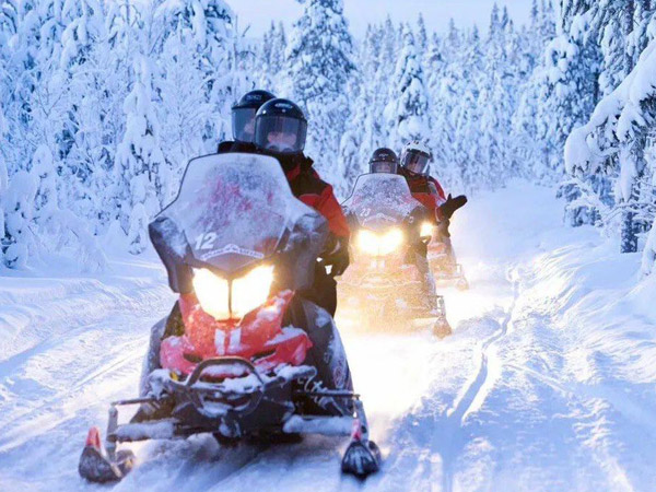 تور شفق قطبی ( مورمانسک + مسکو)